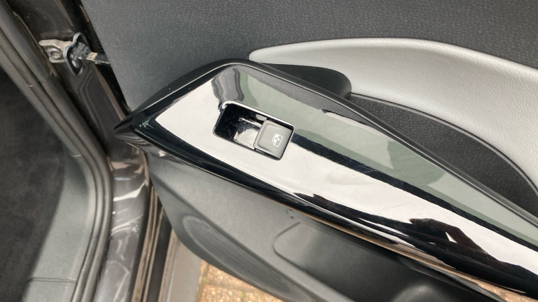 Volkswagen ID.3 150kW Family Pro Performance 58kWh 5dr Auto Electric Hatchback